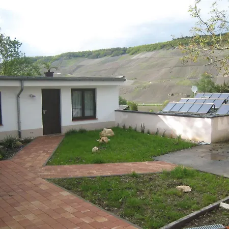 In Wehlen With Garden Bbq Fireplace Bicycles * Bernkastel-Kues